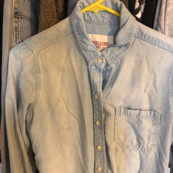Light denim shirt - brand new! - Picture 2 of 2